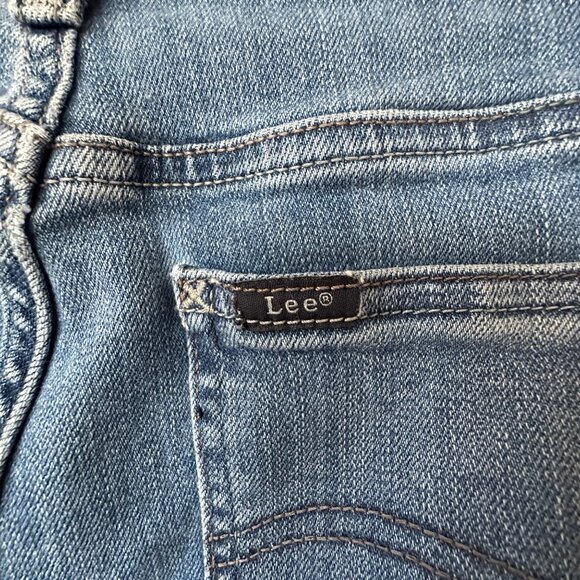 Lee Regular Fit Straight Leg Mid Rise Jeans Women's Size 6 Medium‎ Wash Western - Picture 9 of 12